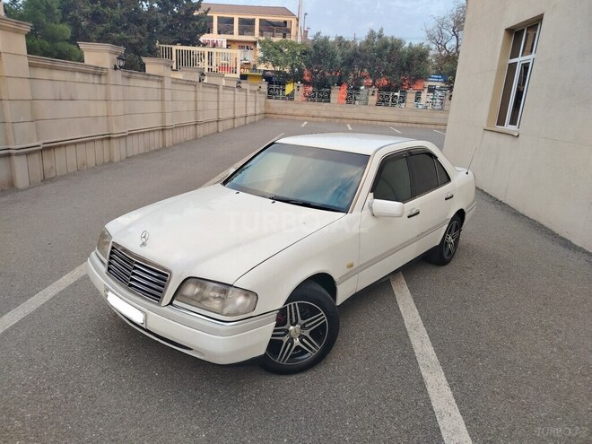 Mercedes C 220 1994, 330,000 km - 2.2 l - Bakı