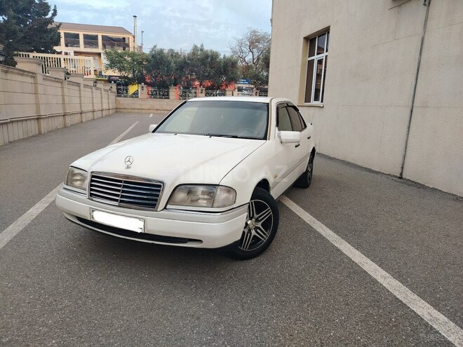 Mercedes C 220 1994, 330,000 km - 2.2 l - Bakı