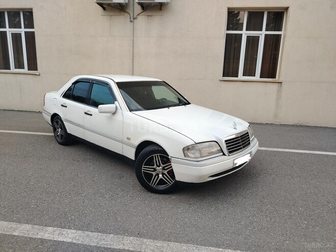 Mercedes C 220 1994, 330,000 km - 2.2 l - Bakı