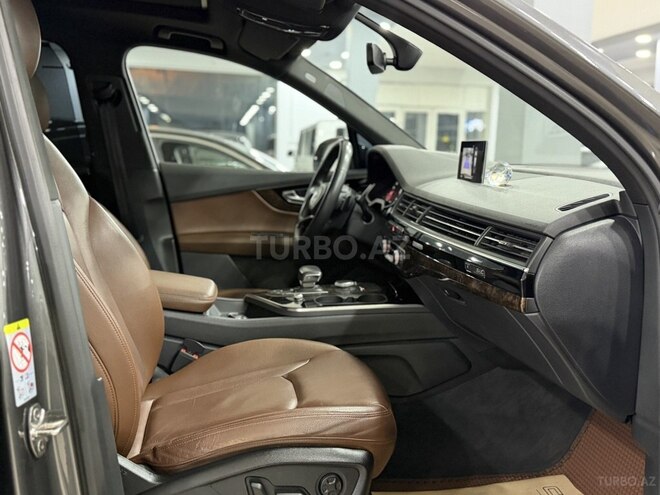 Audi Q7 2019, 127,200 km - 3.0 l - Bakı