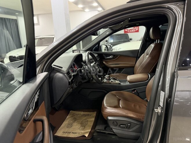 Audi Q7 2019, 127,200 km - 3.0 l - Bakı