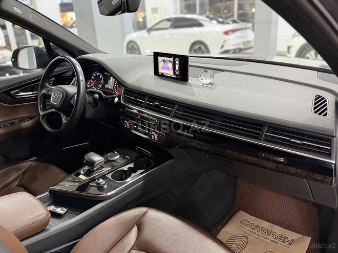 Audi Q7 2019, 127,200 km - 3.0 l - Bakı