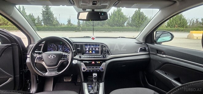 Hyundai Elantra 2018, 122,812 km - 2.0 l - Kürdəmir