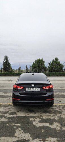 Hyundai Elantra 2018, 122,812 km - 2.0 l - Kürdəmir