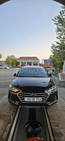 Hyundai Elantra 2018, 122,812 km - 2.0 l - Kürdəmir