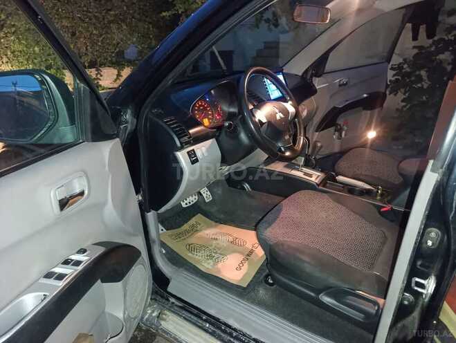 Mitsubishi L200 2013, 182,571 km - 2.5 l - Bakı
