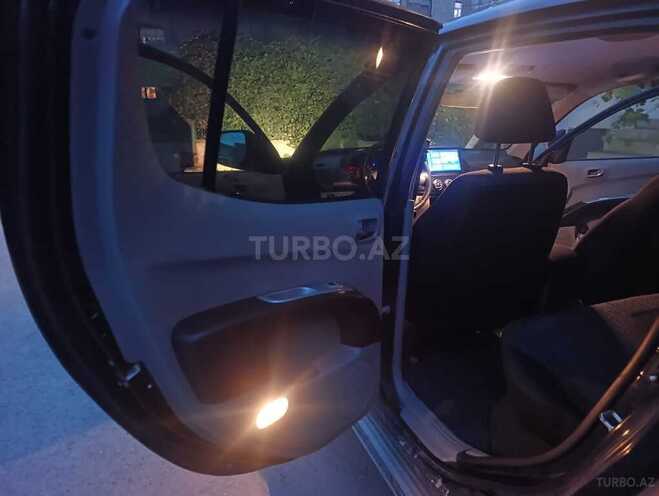 Mitsubishi L200 2013, 182,571 km - 2.5 l - Bakı