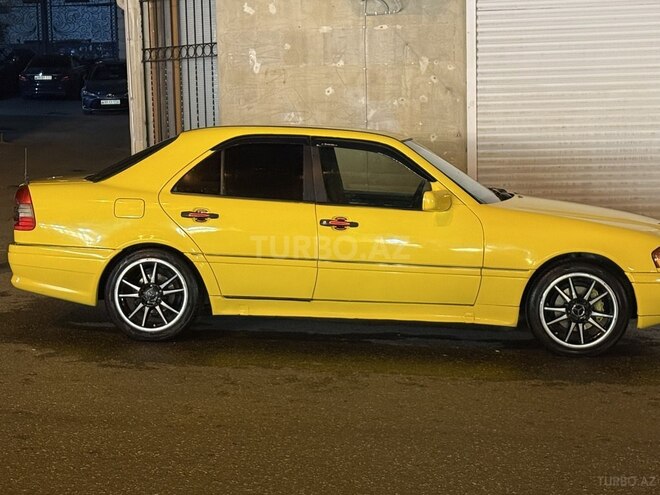 Mercedes C 200 1995, 700,000 km - 2.0 l - Bakı