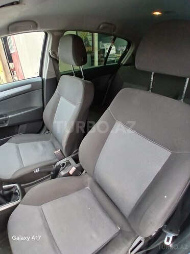 Opel Astra 2009, 198,000 km - 1.4 l - Bakı