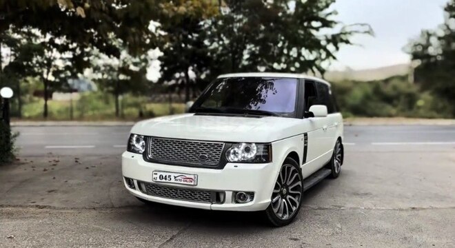 Land Rover Range Rover 2004, 310,000 km - 4.4 l - Bərdə