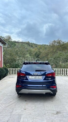 Hyundai Santa Fe 2017, 215,000 km - 2.0 л - Quba