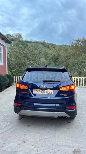 Hyundai Santa Fe 2017, 215,000 km - 2.0 л - Quba
