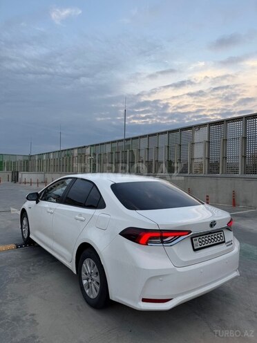 Toyota Corolla 2022, 97,600 km - 1.8 л - Bakı