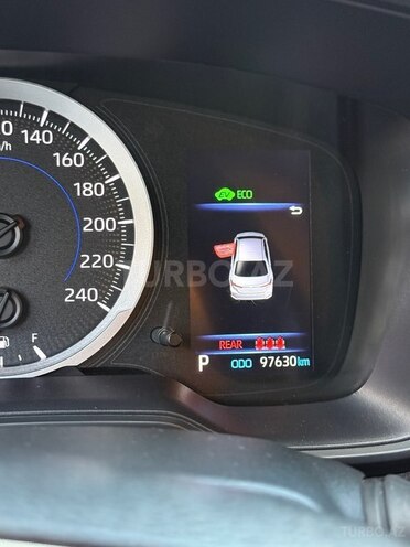Toyota Corolla 2022, 97,600 km - 1.8 л - Bakı