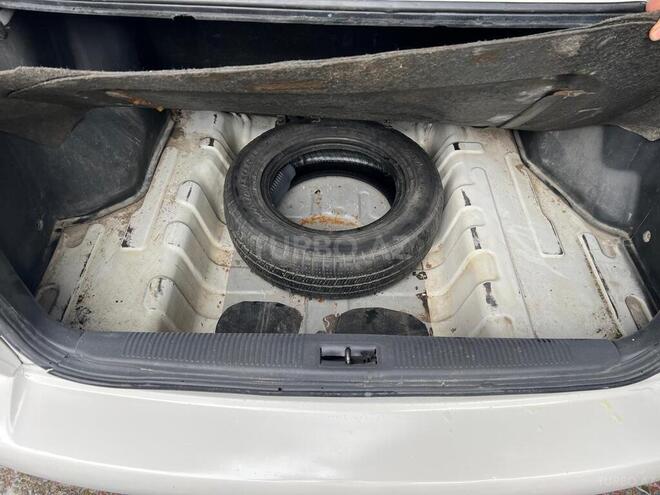 Hyundai Accent 2001, 390,000 km - 1.6 l - Bakı
