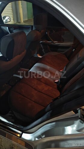 Mercedes E 220 2000, 294,000 km - 2.2 l - Bakı