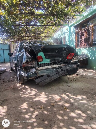 Mercedes E 230 1997, 600,000 km - 2.3 l - Sumqayıt