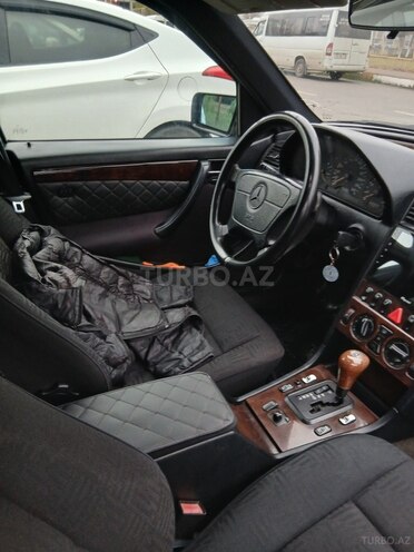 Mercedes E 200 1998, 600,000 km - 2.0 l - Mingəçevir