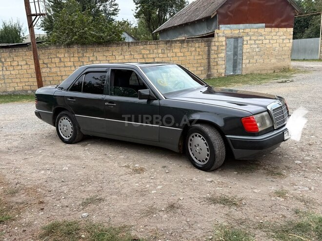 Mercedes 200 E 1992, 280,000 km - 2.0 l - İsmayıllı