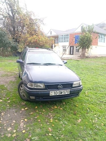 Opel Astra 1997, 175,000 km - 1.6 l - Yardımlı