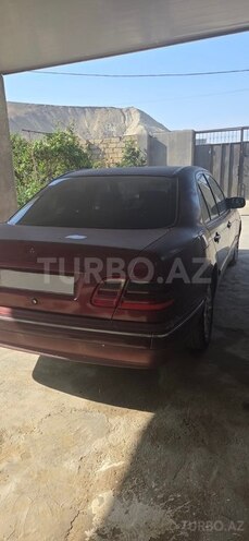 Mercedes E 220 2000, 500,000 km - 2.2 l - Bakı
