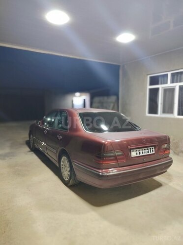 Mercedes E 220 2000, 500,000 km - 2.2 l - Bakı