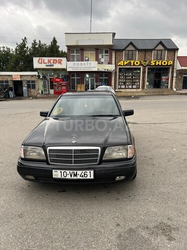 Mercedes C 200 1996, 600,000 km - 2.0 l - Quba