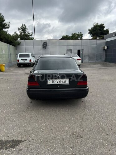 Mercedes C 200 1996, 600,000 km - 2.0 l - Quba