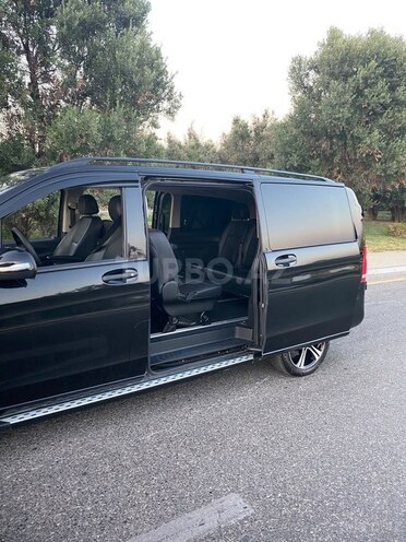 Mercedes Viano 2018, 150,000 km - 2.0 l - Bakı