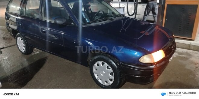 Opel Astra 1995, 350,000 km - 1.6 l - Quba
