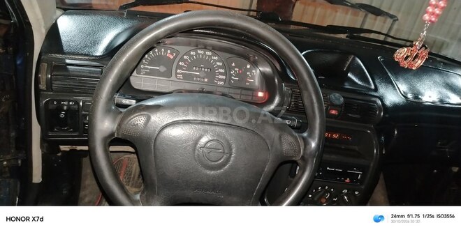 Opel Astra 1995, 350,000 km - 1.6 l - Quba