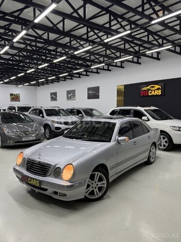 Mercedes E 280 2000, 176,000 km - 2.8 l - Bakı
