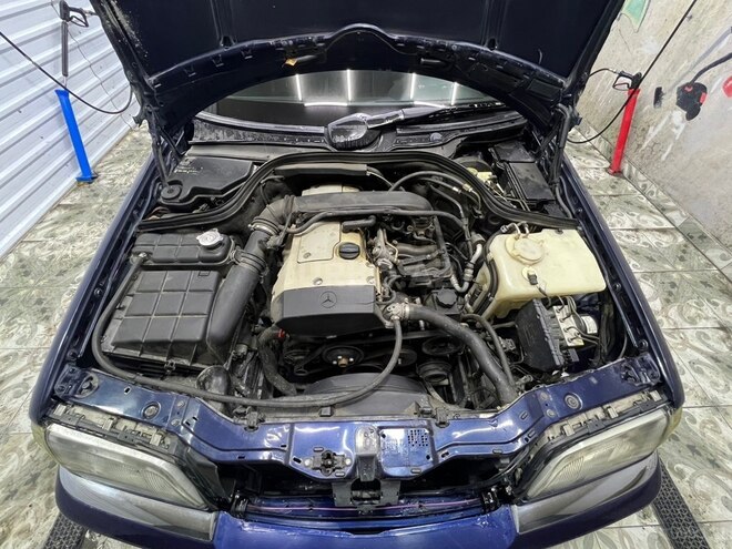 Mercedes C 180 1999, 334,000 km - 1.8 l - Qəbələ