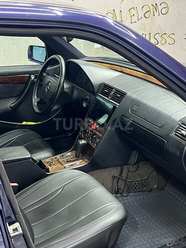 Mercedes C 180 1999, 334,000 km - 1.8 l - Qəbələ
