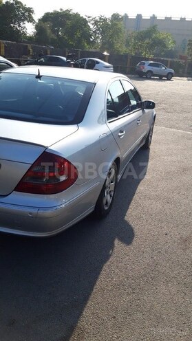 Mercedes E 220 2002, 349,000 km - 2.2 l - Bakı
