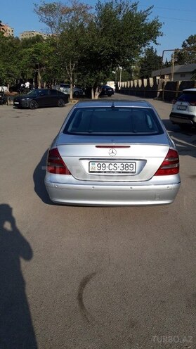 Mercedes E 220 2002, 349,000 km - 2.2 l - Bakı