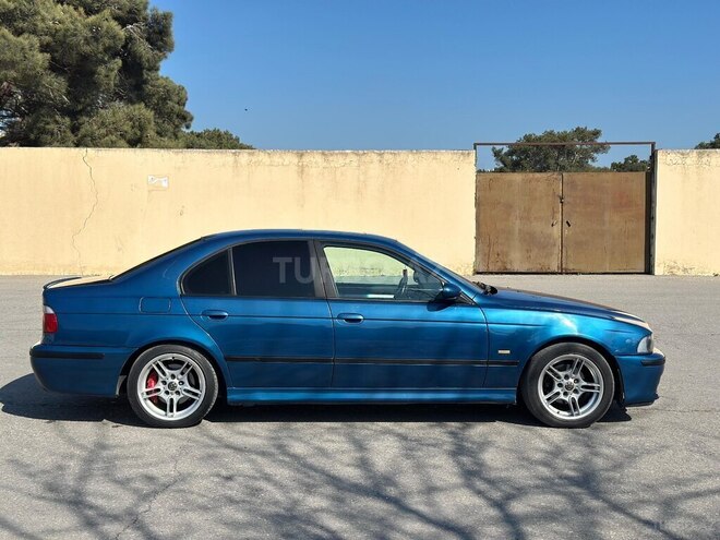 BMW 525 2001, 268,322 km - 2.5 l - Bakı