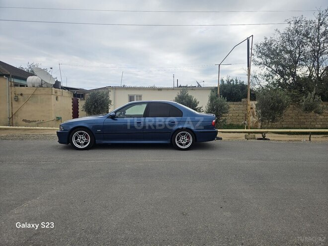 BMW 525 2001, 268,322 km - 2.5 l - Bakı