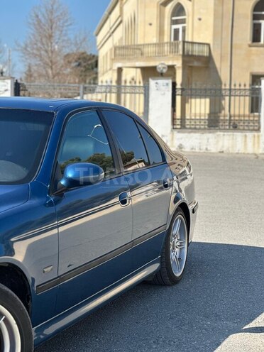 BMW 525 2001, 268,322 km - 2.5 l - Bakı