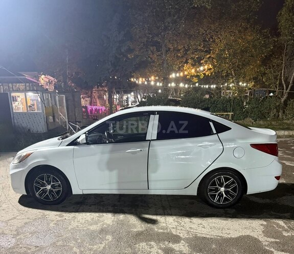 Hyundai Accent 2017, 220,000 km - 1.6 l - Bakı