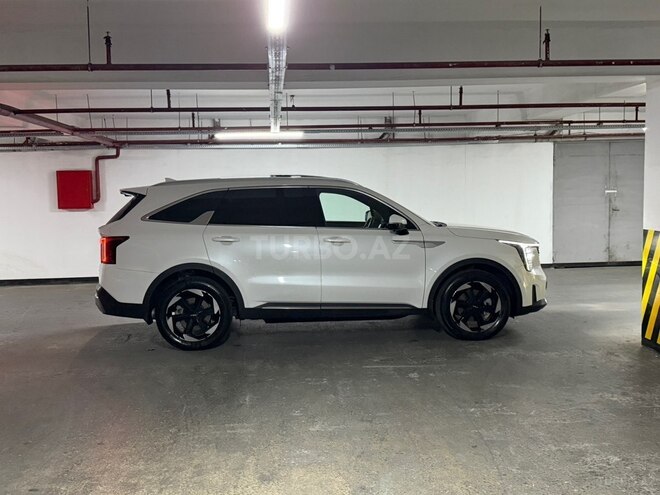 Kia Sorento 2025, 22,000 km - 1.6 l - Bakı