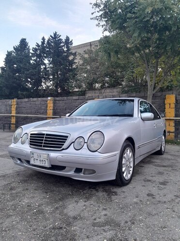 Mercedes E 270 2000, 371,490 km - 2.7 l - Bakı