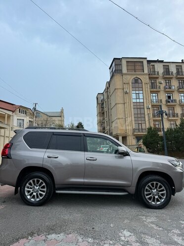 Toyota Land Cruiser Prado 2018, 110,000 km - 3.0 l - Bakı