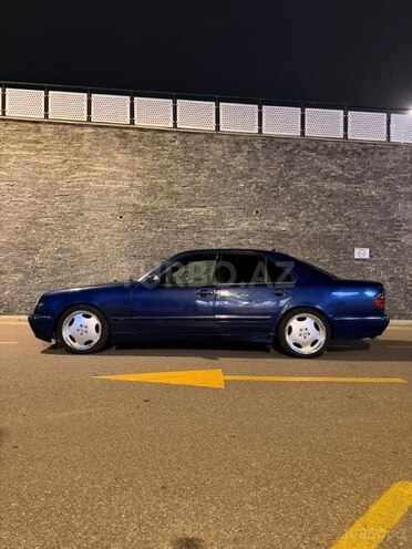 Mercedes E 240 1999, 350,000 km - 2.4 l - Bakı