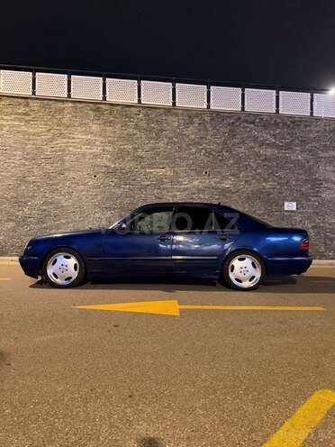 Mercedes E 240 1999, 350,000 km - 2.4 l - Bakı