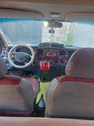 Ford Transit 2007, 325,000 km - 2.4 l - Qusar
