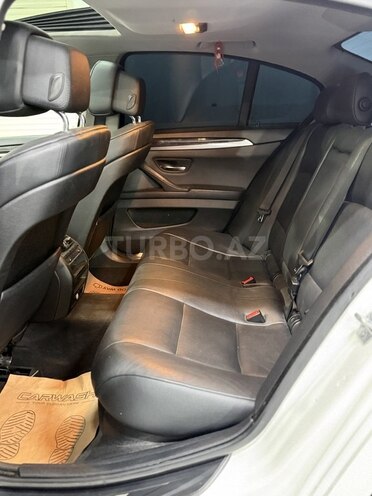 BMW 528 2013, 290,000 km - 2.0 l - Sumqayıt