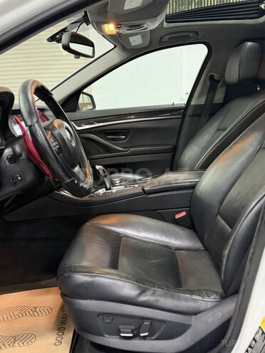 BMW 528 2013, 290,000 km - 2.0 l - Sumqayıt