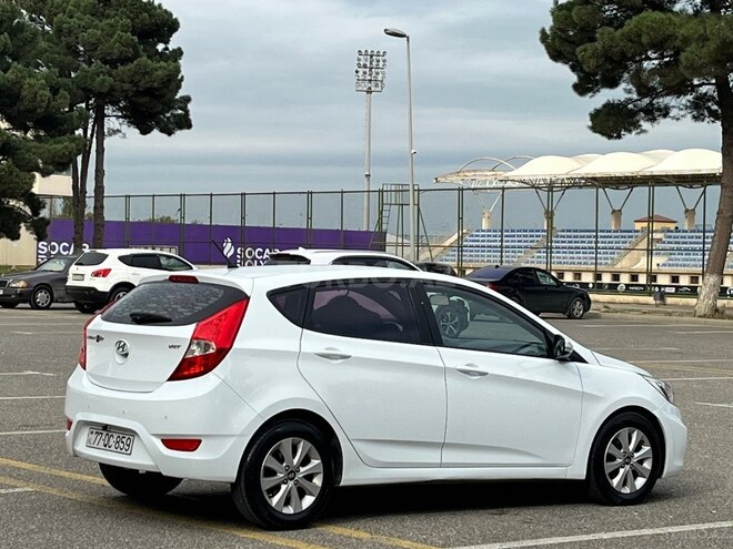 Hyundai Accent 2015, 253,300 km - 1.6 l - Sumqayıt