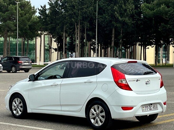 Hyundai Accent 2015, 253,300 km - 1.6 l - Sumqayıt